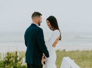 After their initial venue fell through three months before the wedding, Kate O’Donnell (27 and a merchandising and design operations manager) and Matt