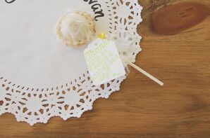 Apple and Pumpkin Pie Pops
