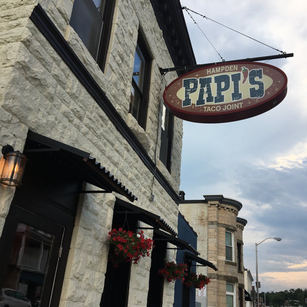 Picture of Papi's Hampden