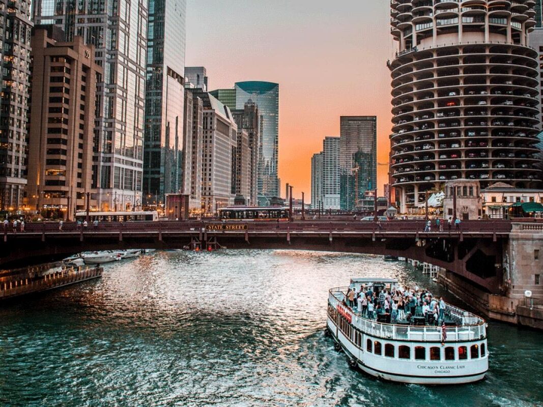 Picture of Chicago River Boat Architecture Tours