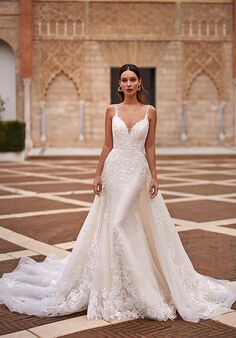 Val Stefani Blog: December 2022, Wedding Dresses, Bridal Gowns