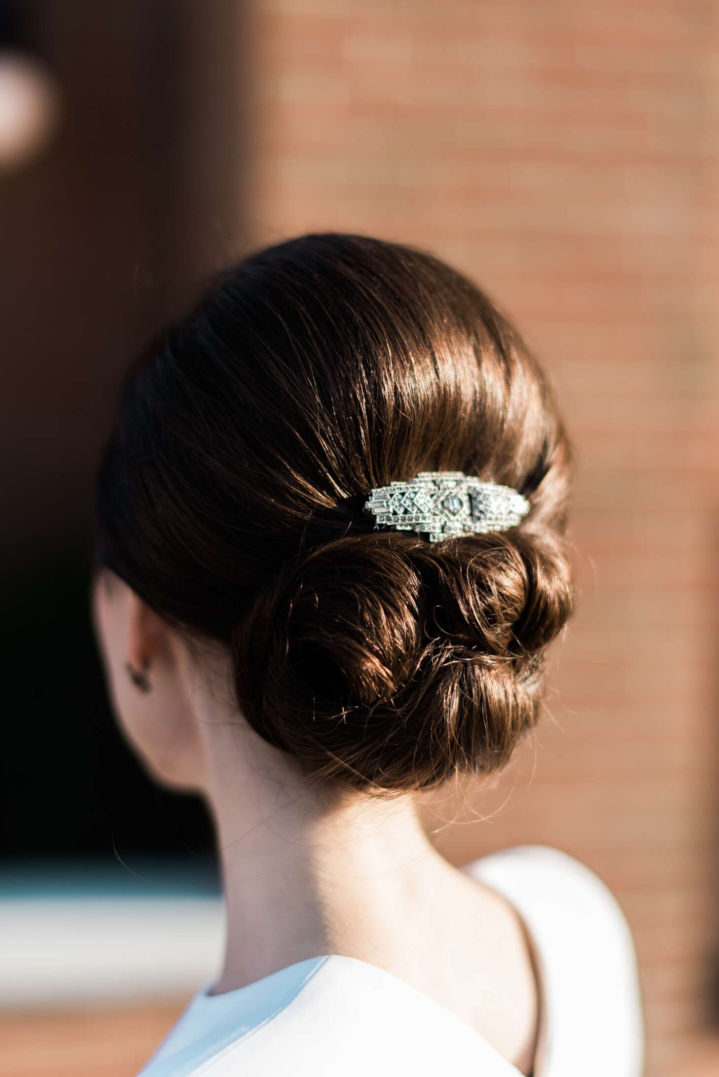 Elegant Vintage-Inspired Hair Clip