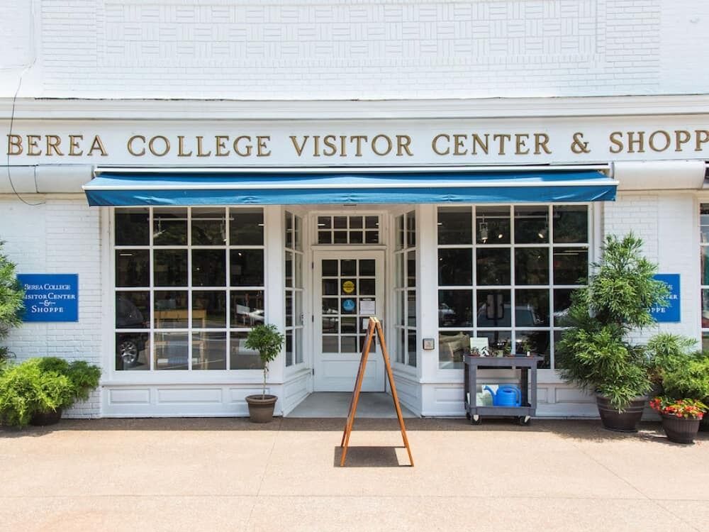 Picture of College Square District