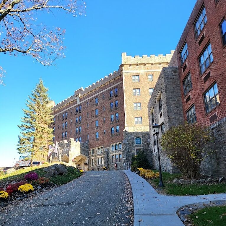 Picture of Thayer Hotel