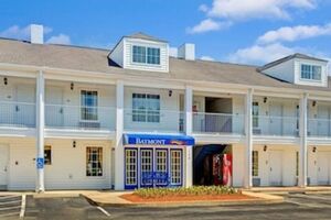 Picture of Baymont by Wyndham Smithfield