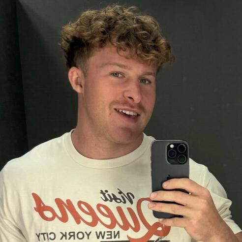Ashton Pitts