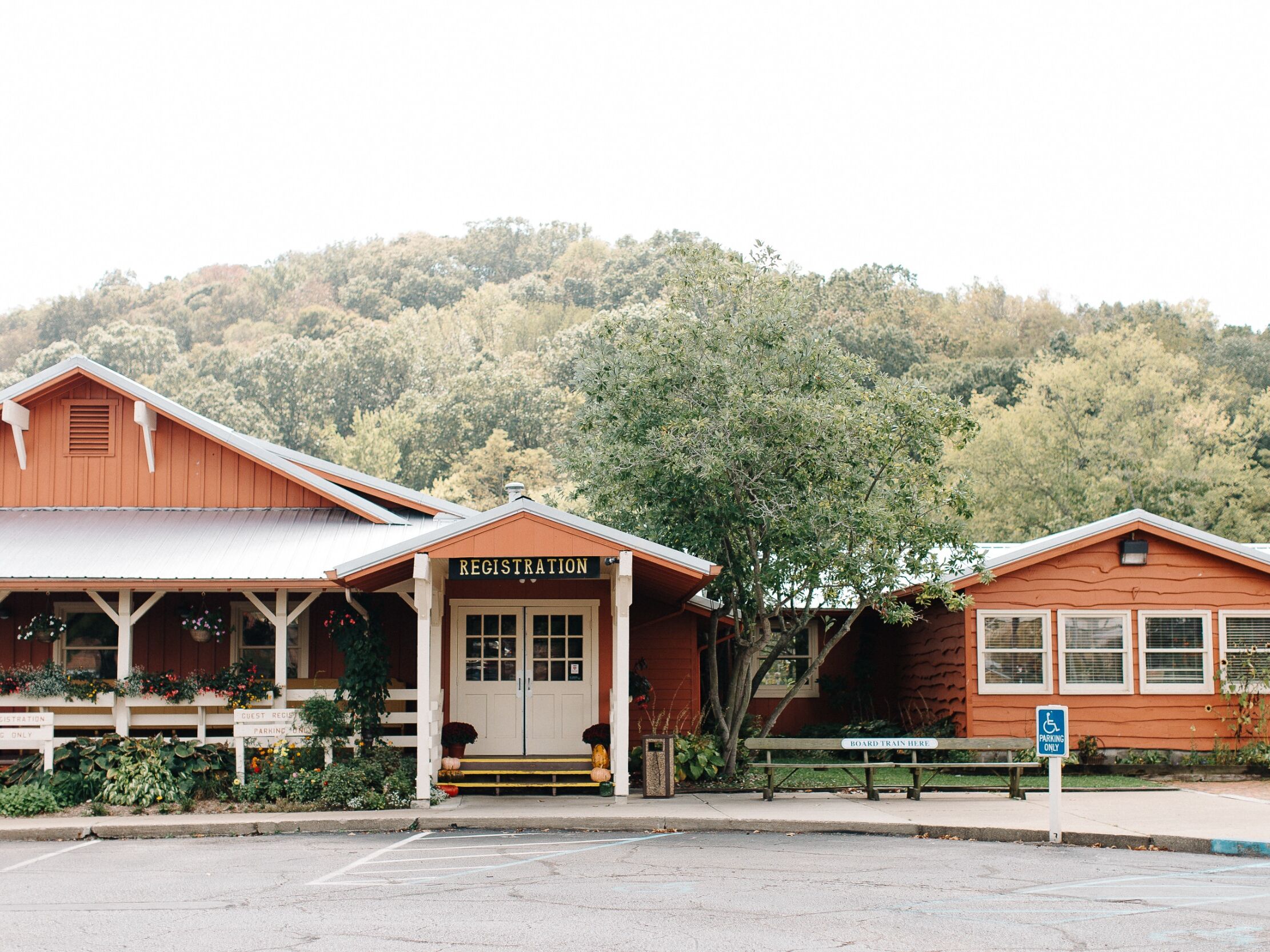 Picture of Brown County Inn