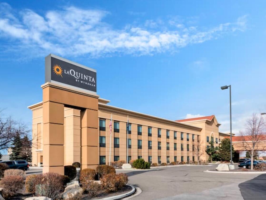 Picture of La Quinta Inn & Suites by Wyndham
