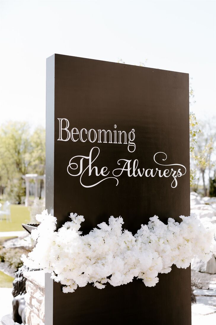 Black-and-White Wedding Welcome Sign
