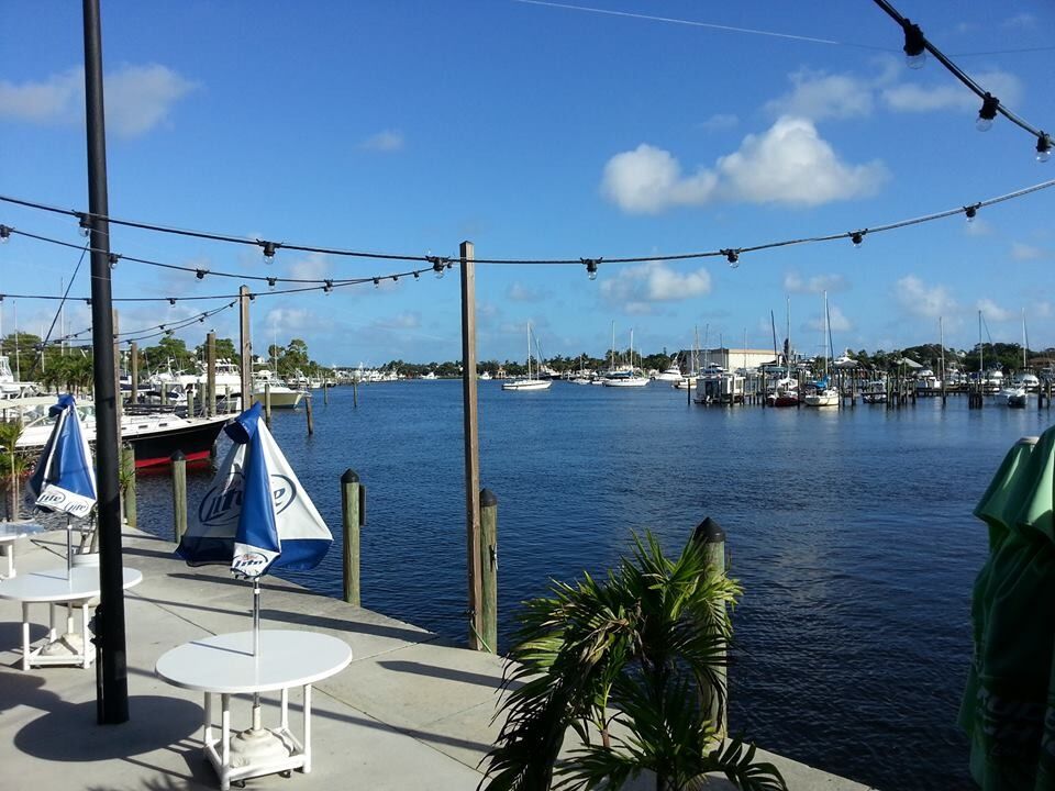Picture of Shrimpers Grill and Raw Bar