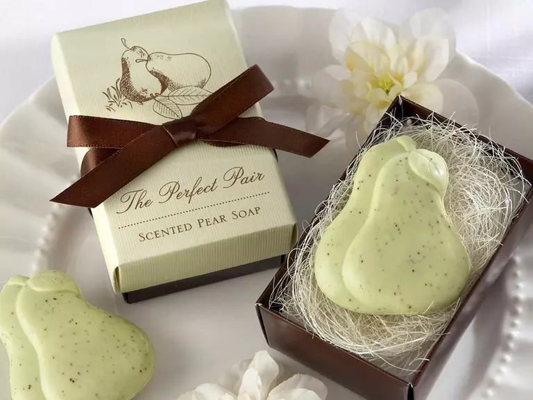 The 40 Best Wedding Favors to Thank Your Party People