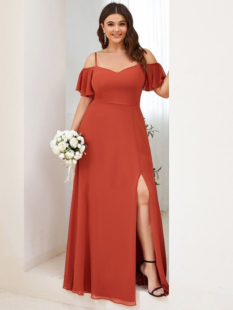 32 Gorgeous Plus-Size 2023 Weddings