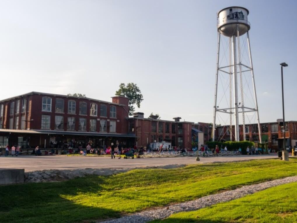 Picture of Lowe Mill ARTS & Entertainment