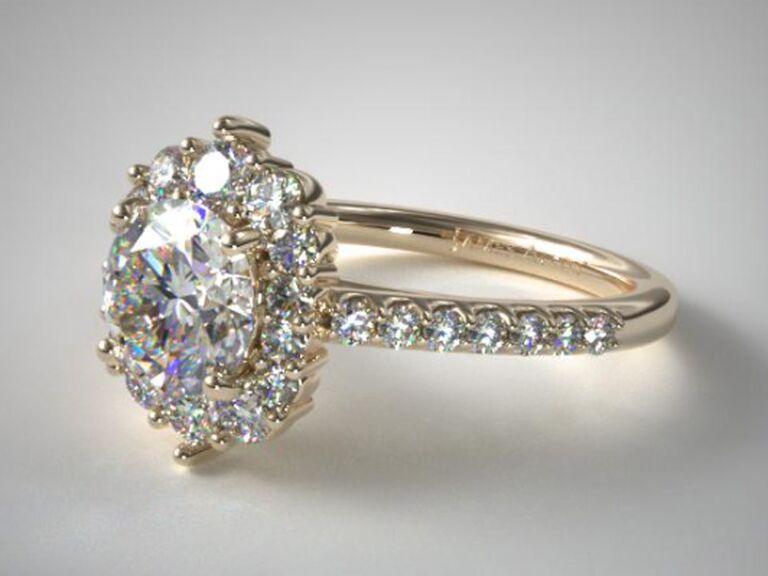 james allen emerald cut diamond engagement ring with claw prongs scalloped round diamond graduated halo and round diamond and yellow gold band