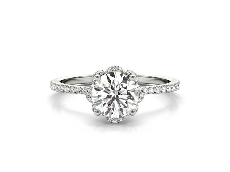lab grown diamond engagement ring