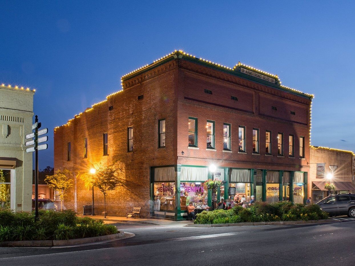 Picture of Henry's Louisiana Grill
