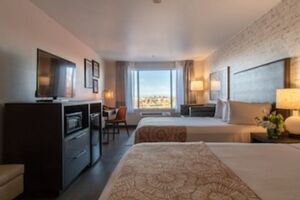 Picture of Oxford Suites Chico