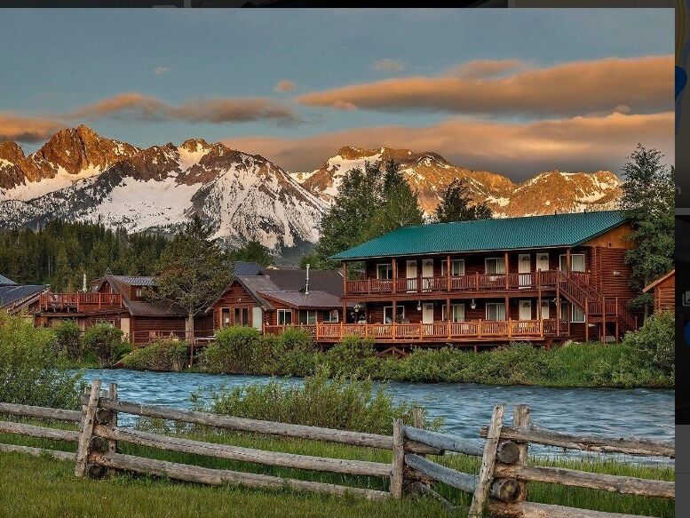 Picture of Redfish Riverside Inn