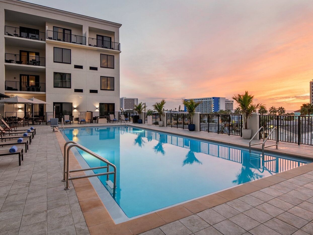 Picture of Courtyard by Marriott Clearwater Beach