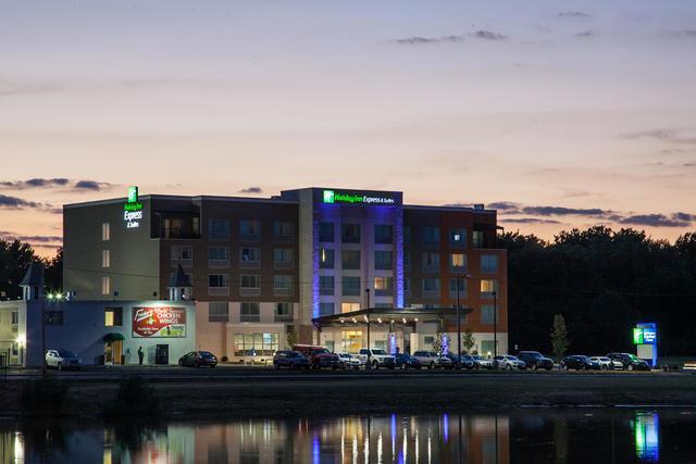 Picture of Holiday Inn Express Sandusky