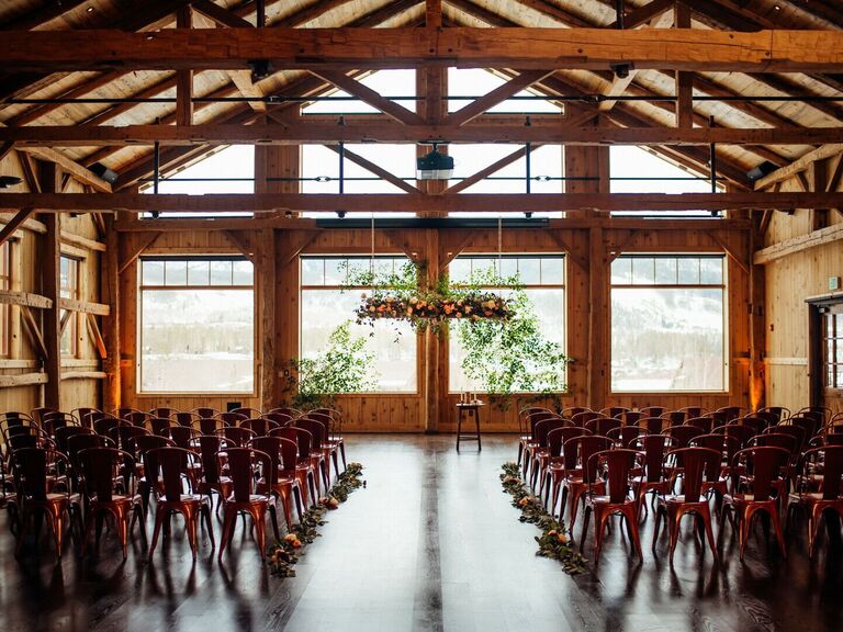 59 Winter Wedding Ideas That Are Cozy and Chic