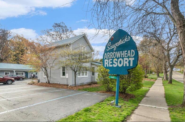 Picture of Arrowhead Resort
