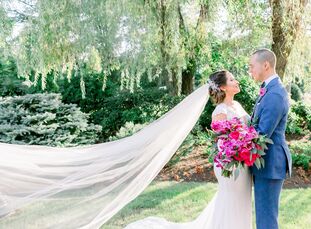 After Yolanda and Enrique’s seaside Positano engagement, the pair decided to bring the Amalfi Coast to New Jersey for their wedding. “We fell in love 