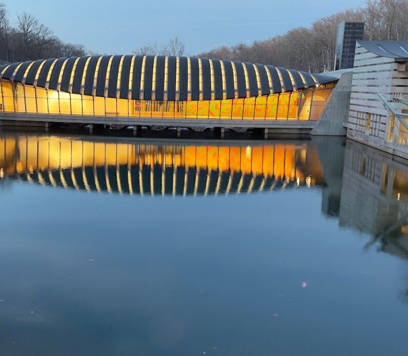 Picture of Crystal Bridges Museum