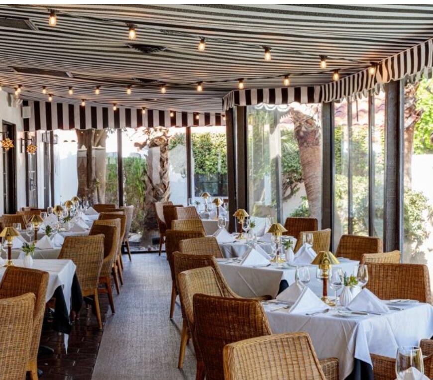 Picture of Melvyn's Restaurant & Lounge