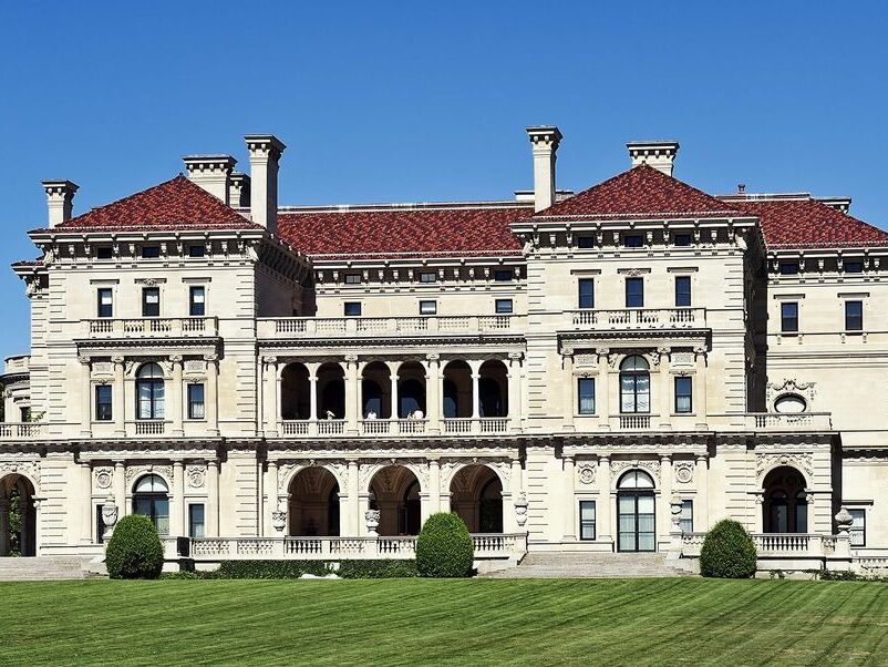 Picture of The Breakers