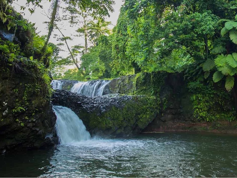 Picture of Togitogiga Waterfall