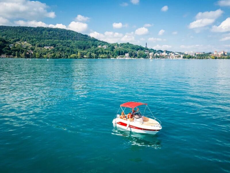 Picture of Rent a boat 