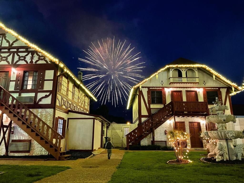 Picture of Alpine Village Inn