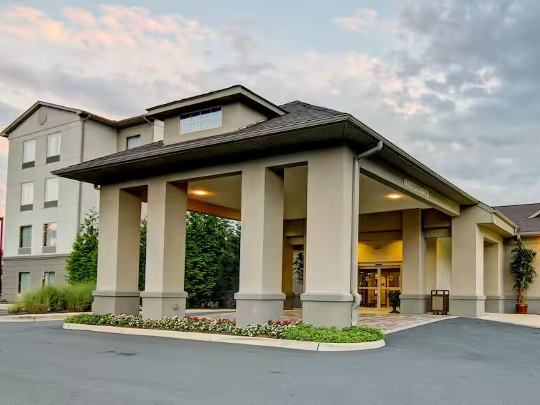 Picture of Homewood Suites by Hilton Leesburg, VA