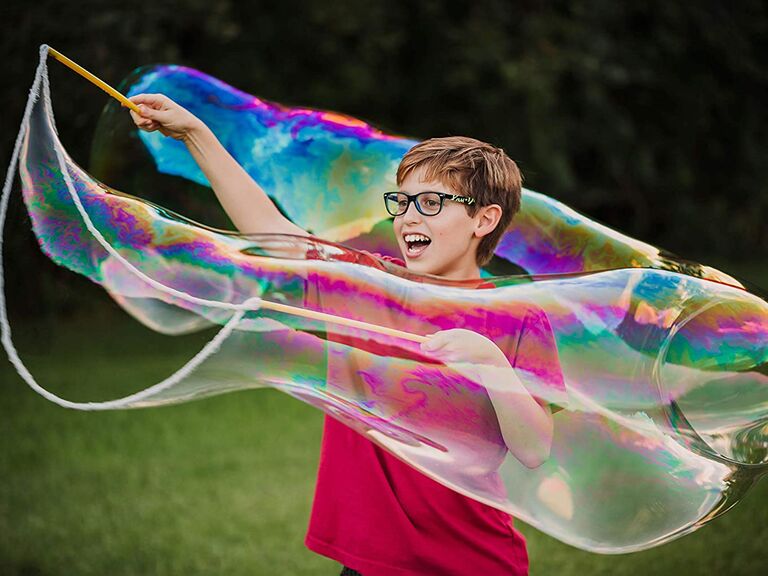 Wowmazing giant bubble maker ring bearer gift