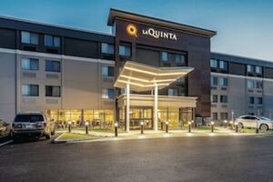 Picture of La Quinta Inn & Suites by Wyndham Salem NH