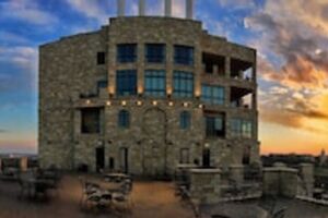Picture of The Oread Lawrence Tapestry Collection by Hilton