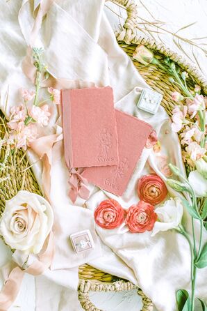Peach Vow Books for Leesburg, Virginia, Microwedding