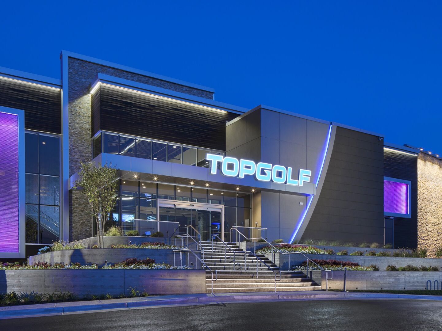 Picture of Topgolf Loudoun