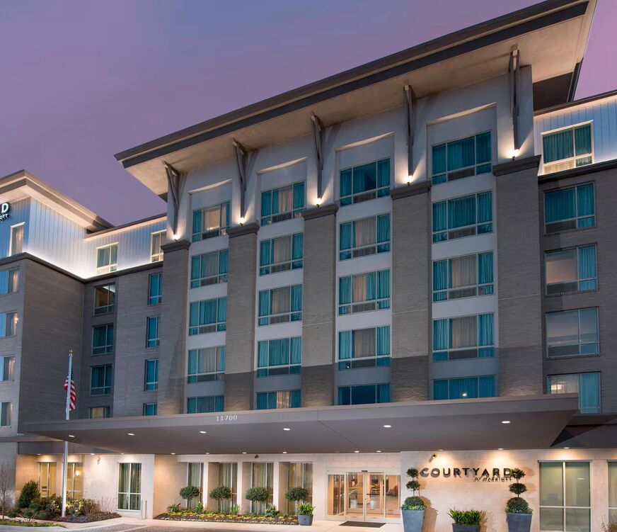 Picture of Courtyard Atlanta Alpharetta/Avalon Area