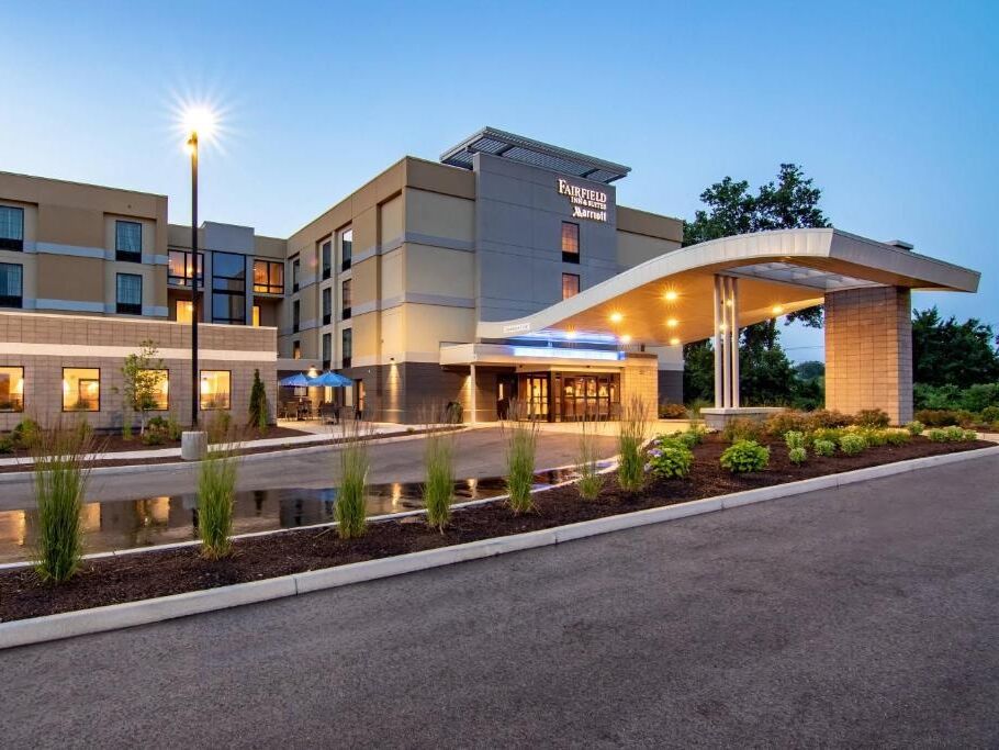 Picture of Fairfield Inn & Suites Springfield Holyoke