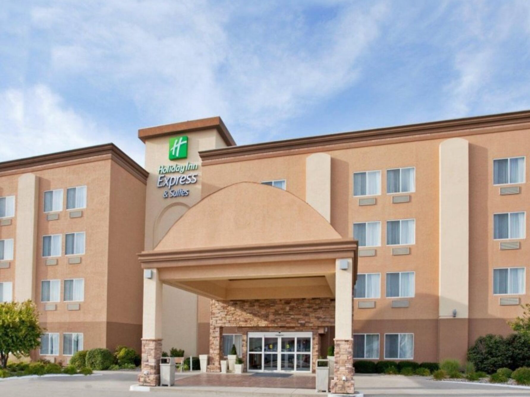 Picture of Holiday Inn Express & Suites Columbus, an IHG Hotel