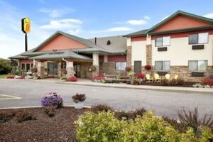 Picture of Super 8 by Wyndham Eveleth