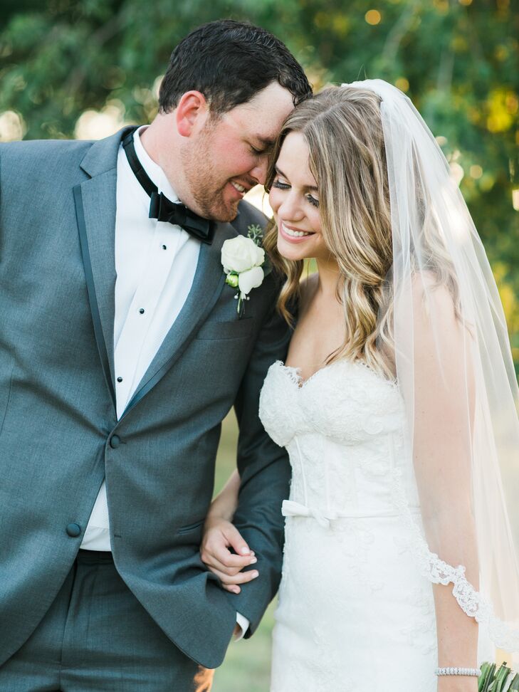 A friend of Michelle’s was dating Derik’s cousin and invited her out for dinner, forgetting to mention that she was being set up with Derik. “As the old saying goes, the rest is history,” Michelle says.