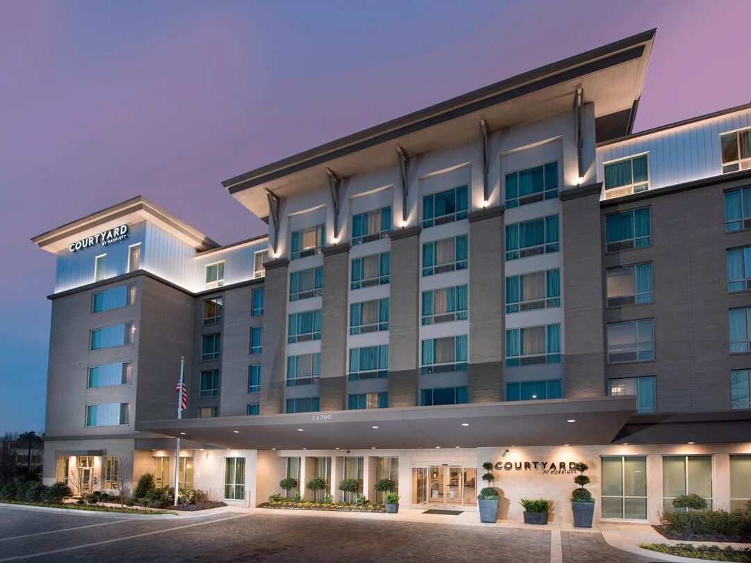Picture of Courtyard by Marriott Atlanta Alpharetta/Avalon Area