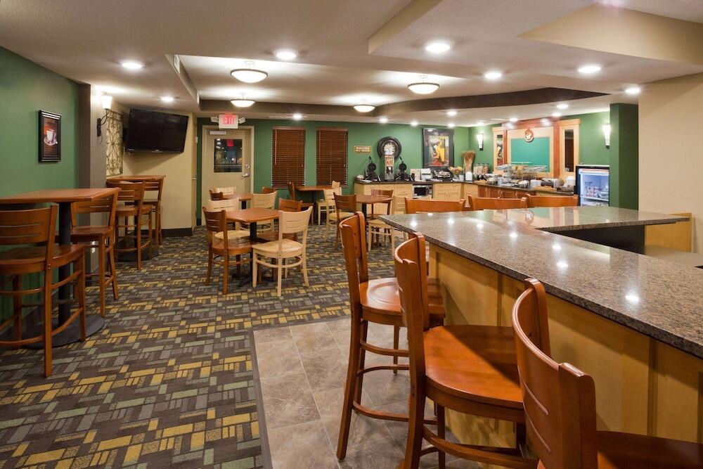 Picture of AmericInn by Wyndham Hawley