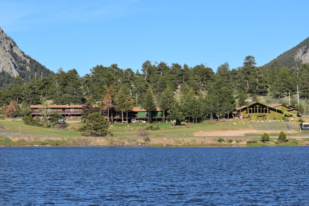 Picture of Estes Lake Lodge