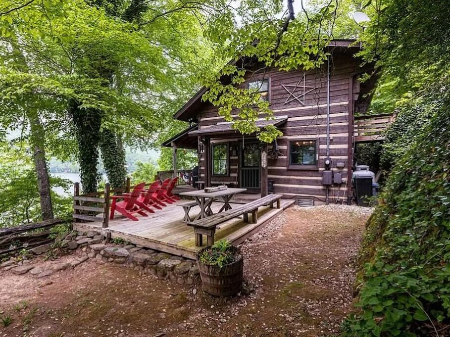 Picture of Waterfront Comfort