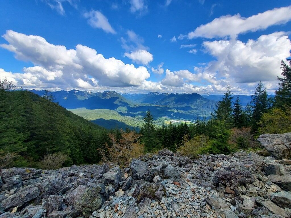 Picture of Mt. Si Trailhead
