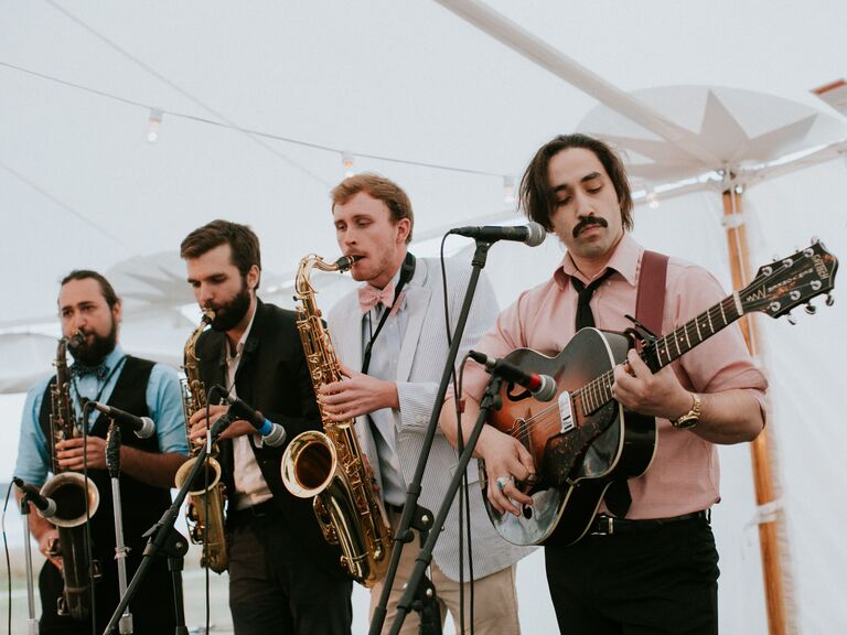 Bluegrass band performing romantic songs for wedding.